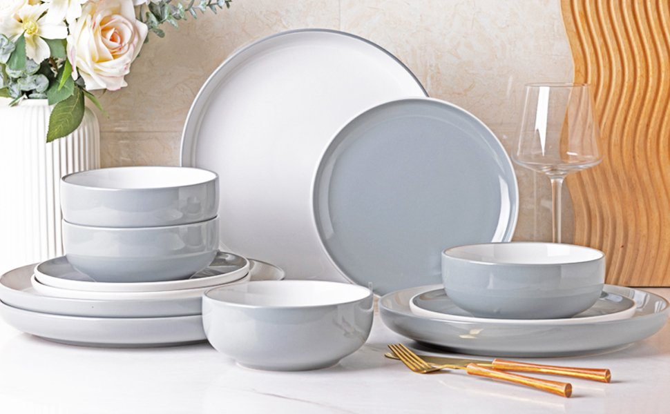 Dinnerware Set