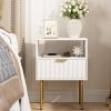 Nightstand,Fluted Bedside Table with Gold Frame,White Nightstand,Bedside Furniture, Modern Side Table with Drawer and Shelf for Bedroom,Living Room